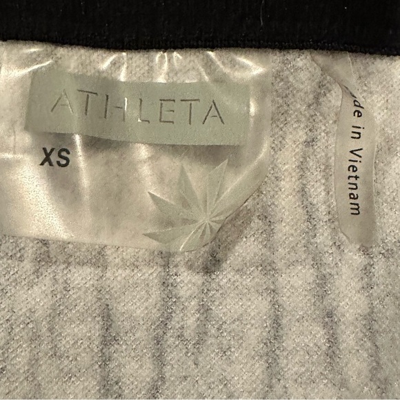 Athleta Mini Skirt Women's XS Chevron A-line Golf Black Gray Fleece  Lined - Picture 4 of 8